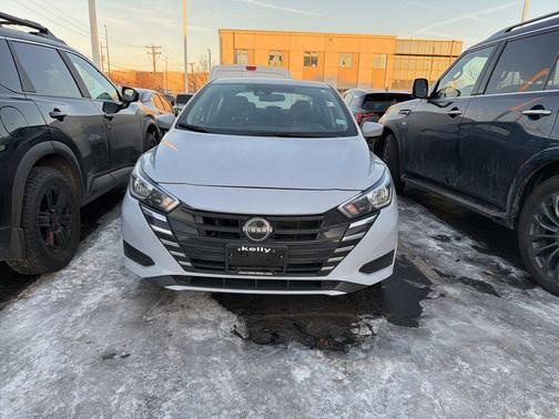 2024 Nissan Versa 1.6 SV