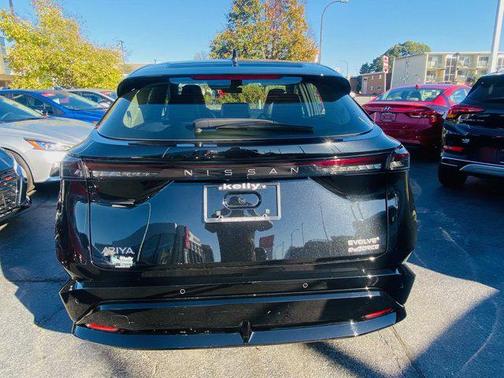 2023 Nissan ARIYA EVOLVE+