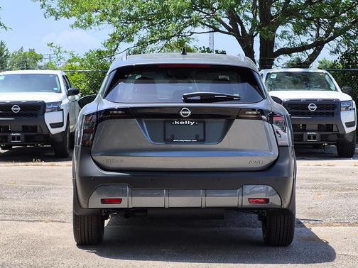 Gun Metallic 2026 Nissan Kicks SV