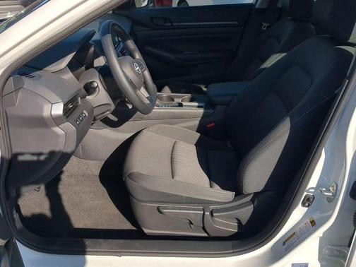 2024 Nissan Altima S FWD