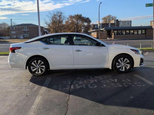 2024 Nissan Altima S FWD