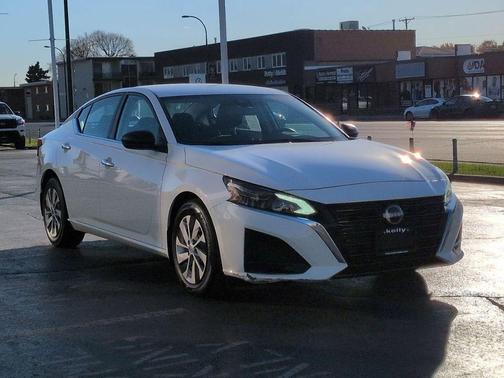 2024 Nissan Altima S FWD