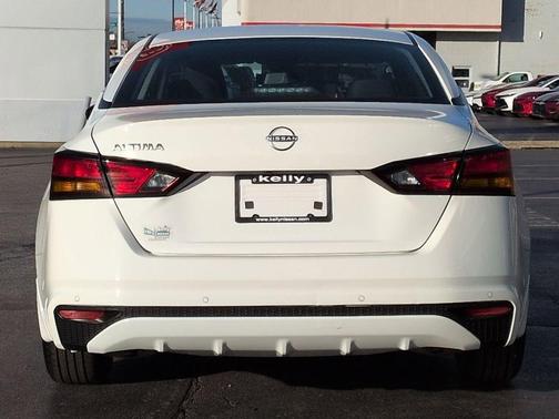 2024 Nissan Altima S FWD