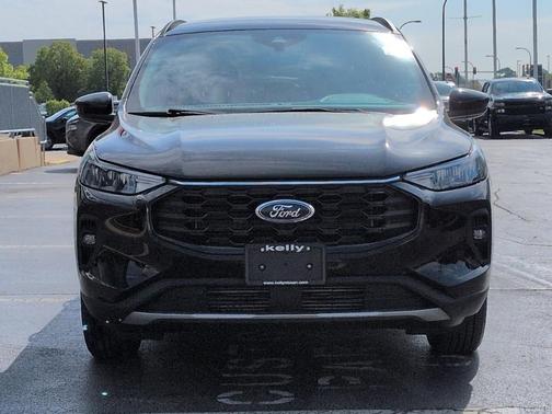 AGATE BLACK METALLIC 2025 Ford Escape ST-Line Select