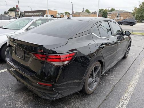 Super Black 2024 Nissan Sentra SR