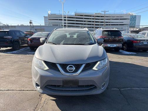2017 Nissan Rogue Sport SV