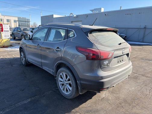 2017 Nissan Rogue Sport SV