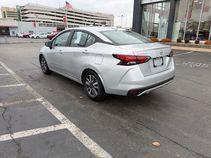 2023 Nissan Versa 1.6 SV