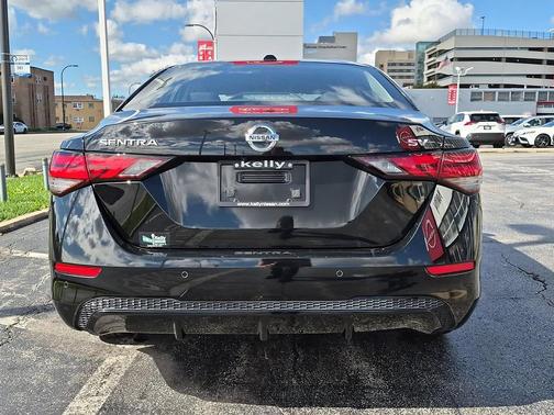 Super Black 2022 Nissan Sentra SV