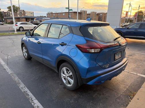 2021 Nissan Kicks S