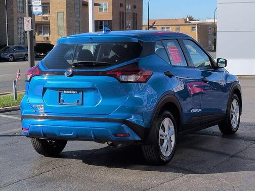 2021 Nissan Kicks S