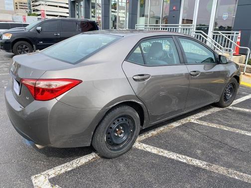 Falcon Gray Metallic 2018 Toyota Corolla LE