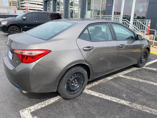 Falcon Gray Metallic 2018 Toyota Corolla LE
