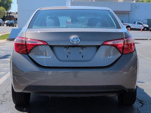 Falcon Gray Metallic 2018 Toyota Corolla LE