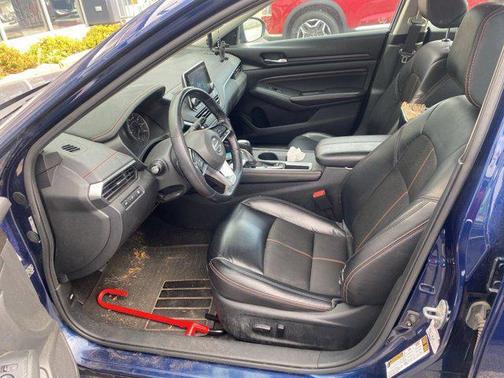 2021 Nissan Altima SR FWD