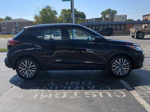 2023 Nissan Kicks SV