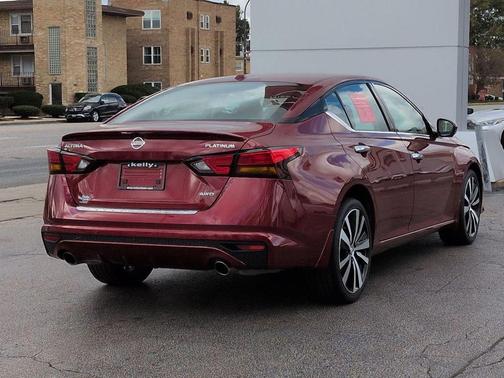 2022 Nissan Altima Platinum Intelligent AWD