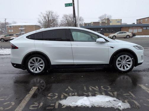 2018 Tesla Model X 75D