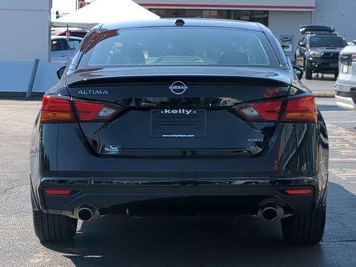 2024 Nissan Altima SR Intelligent AWD