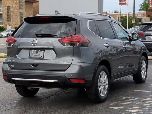 Gun Metallic 2019 Nissan Rogue SV