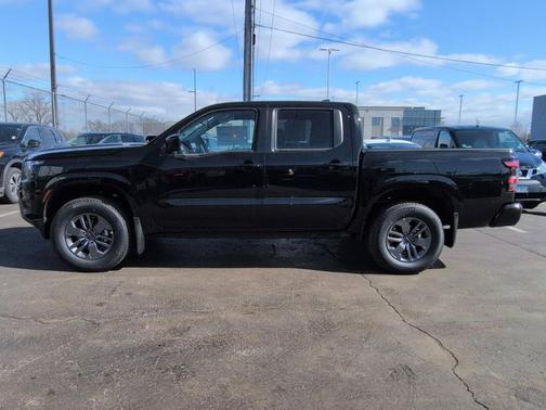 Super Black 2026 Nissan Frontier SV