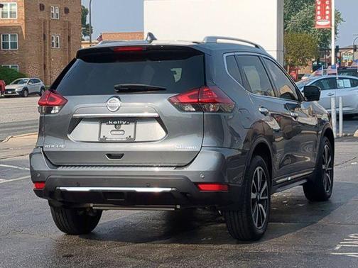 2020 Nissan Rogue SL