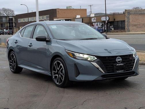 2025 Nissan Sentra SR