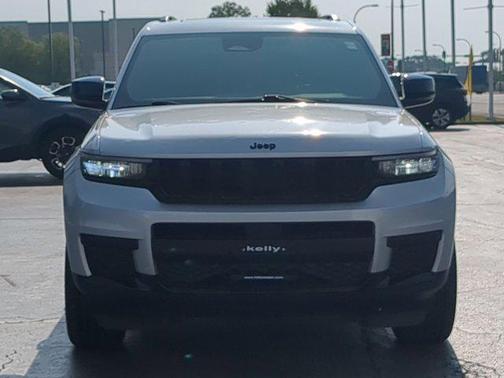 2021 Jeep Grand Cherokee L Altitude