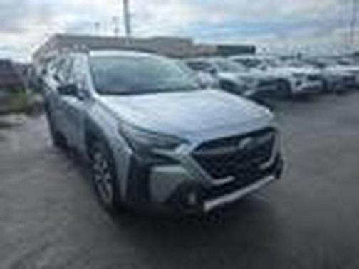 Ice Silver Metallic 2023 Subaru Outback Limited XT
