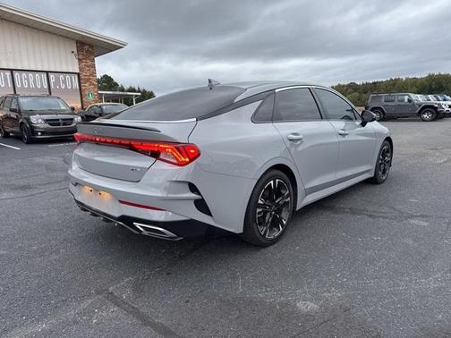 2023 Kia K5 GT-Line