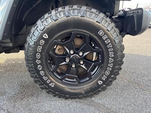 2020 Jeep Gladiator Sport