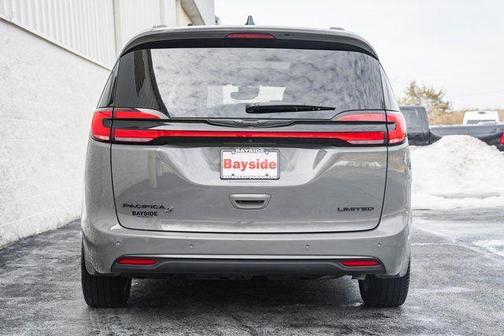 2025 Chrysler Pacifica Limited
