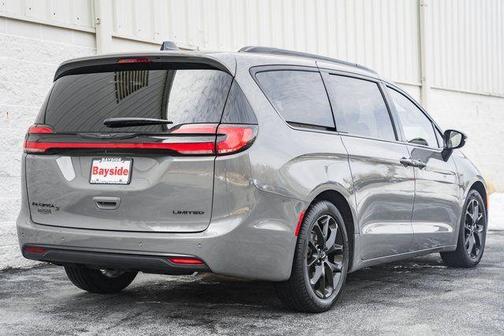 2025 Chrysler Pacifica Limited