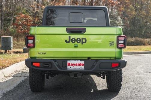 2026 Jeep Gladiator Sport