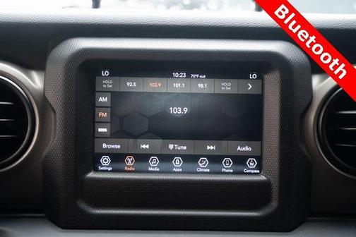 2020 Jeep Gladiator Sport