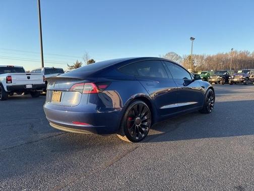 2023 Tesla Model 3 Performance