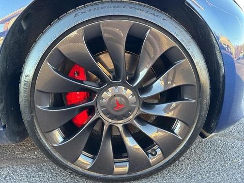 2023 Tesla Model 3 Performance