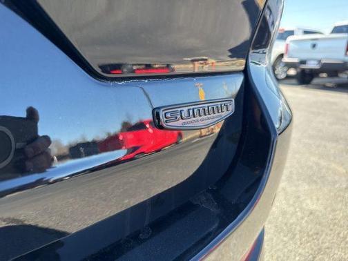 2024 Jeep Grand Cherokee Summit