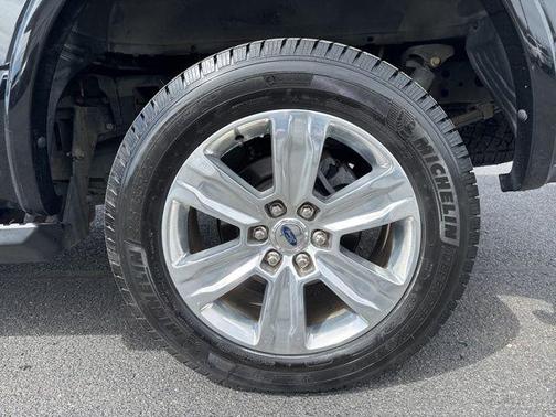 2017 Ford F-150 Platinum