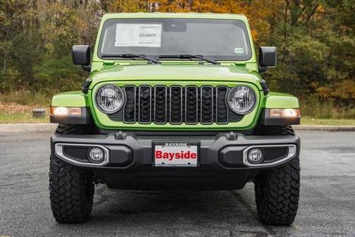 2025 Jeep Gladiator Sport