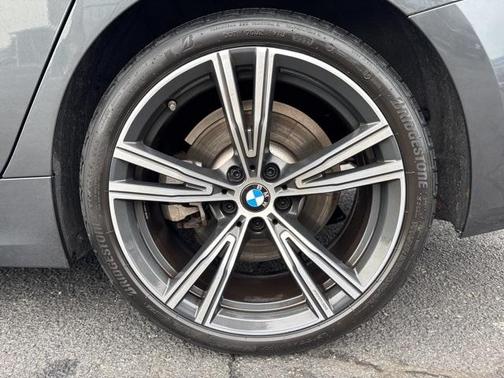 2020 BMW 330 i xDrive
