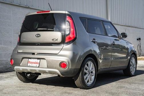 2017 Kia Soul +