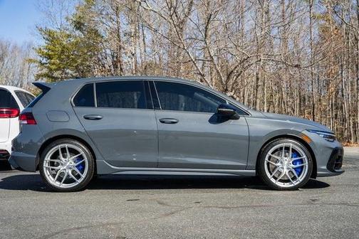 2026 Volkswagen Golf R 2.0T