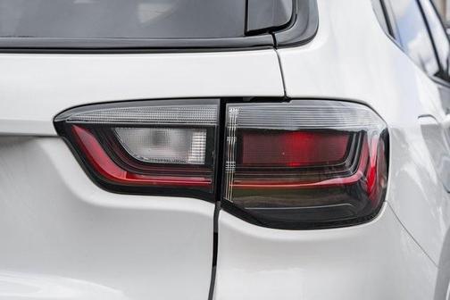 2023 Jeep Compass Altitude
