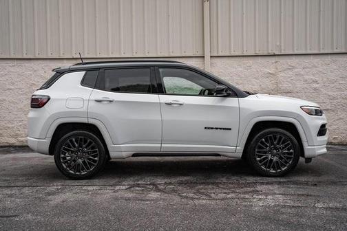 2023 Jeep Compass Altitude