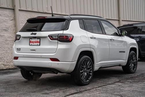 2023 Jeep Compass Altitude