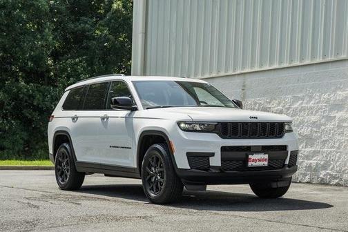 2025 Jeep Grand Cherokee L Laredo