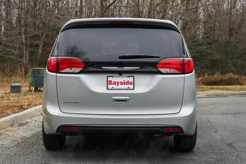 2026 Chrysler Voyager LX