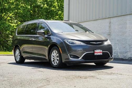 2019 Chrysler Pacifica Touring-L