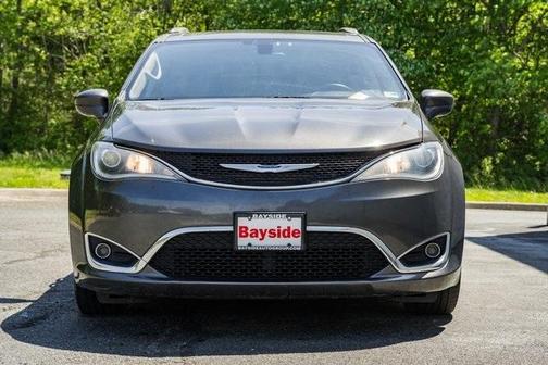 2019 Chrysler Pacifica Touring-L